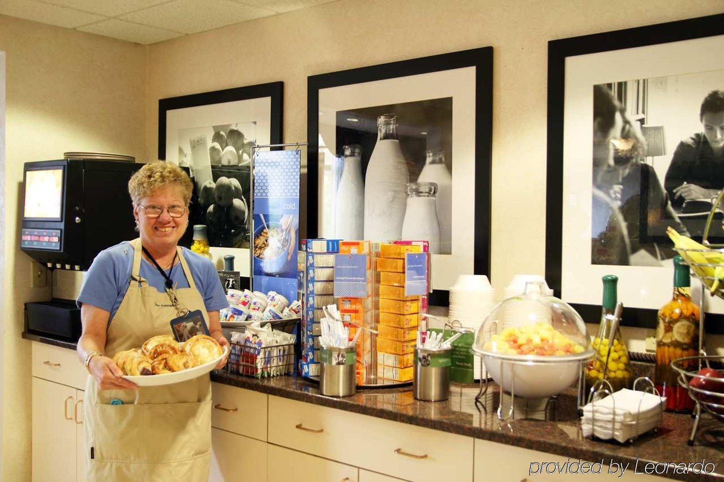 Hampton Inn Quakertown Restaurace fotografie